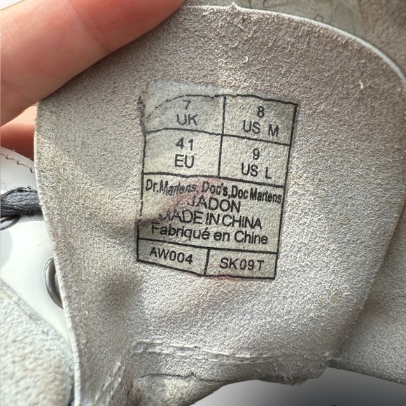 Dr. Martens Jadon White Leather Platform Boots – Women’s Size 9 US - Picture 7 of 9